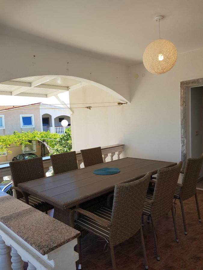 Apartments Marijeta Vir Exterior photo